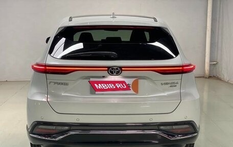 Toyota Venza, 2024 год, 4 474 000 рублей, 4 фотография
