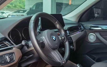 BMW X1, 2020 год, 2 070 000 рублей, 26 фотография