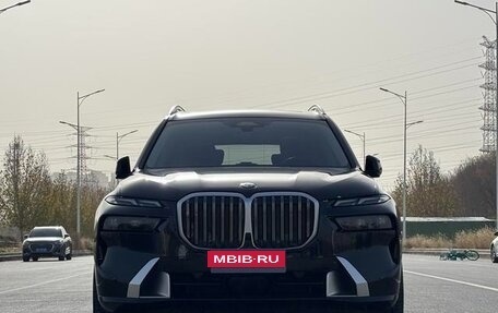 BMW X7, 2023 год, 13 000 000 рублей, 2 фотография