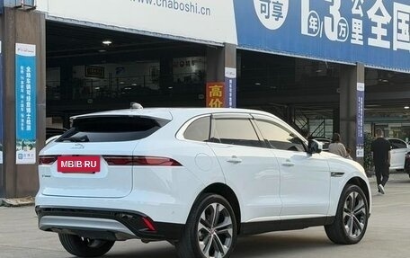 Jaguar F-Pace, 2023 год, 5 450 000 рублей, 6 фотография
