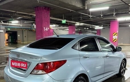 Hyundai Solaris II рестайлинг, 2011 год, 780 000 рублей, 4 фотография