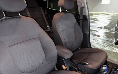 Hyundai Solaris II рестайлинг, 2011 год, 780 000 рублей, 17 фотография