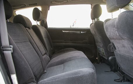 Toyota Ipsum II, 2004 год, 860 000 рублей, 13 фотография