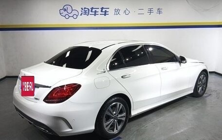 Mercedes-Benz C-Класс, 2019 год, 1 700 000 рублей, 4 фотография