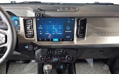 Ford Bronco, 2025 год, 6 000 275 рублей, 10 фотография