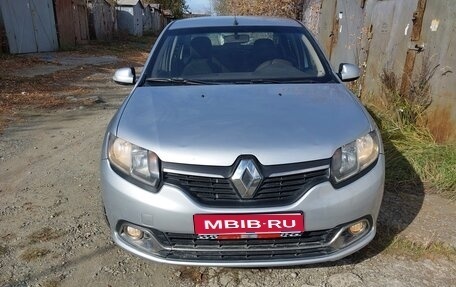 Renault Logan II, 2016 год, 450 000 рублей, 1 фотография