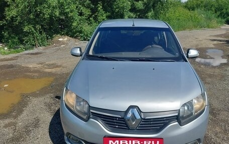 Renault Logan II, 2016 год, 450 000 рублей, 8 фотография