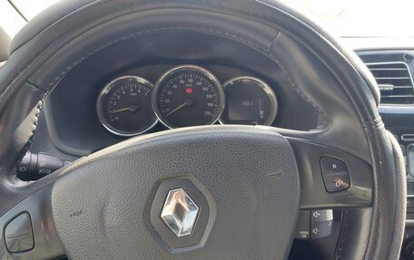 Renault Logan II, 2016 год, 450 000 рублей, 12 фотография