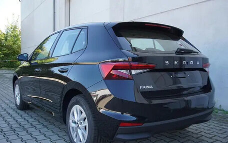 Skoda Fabia, 2025 год, 2 750 000 рублей, 2 фотография