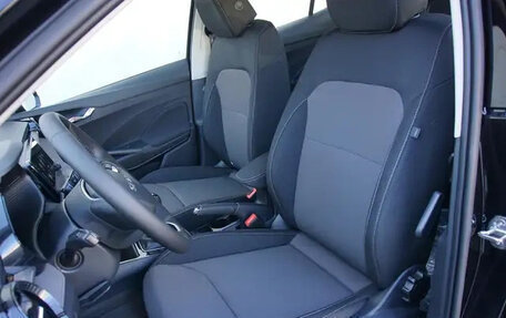 Skoda Fabia, 2025 год, 2 750 000 рублей, 11 фотография