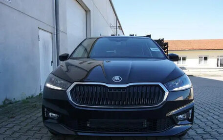 Skoda Fabia, 2025 год, 2 750 000 рублей, 5 фотография