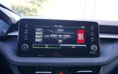 Skoda Fabia, 2025 год, 2 750 000 рублей, 10 фотография