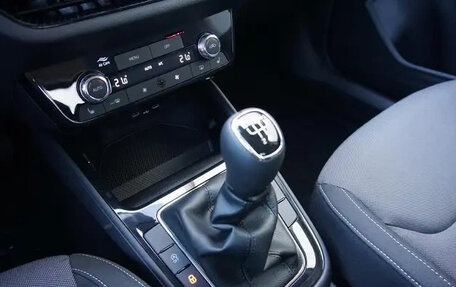 Skoda Fabia, 2025 год, 2 750 000 рублей, 13 фотография