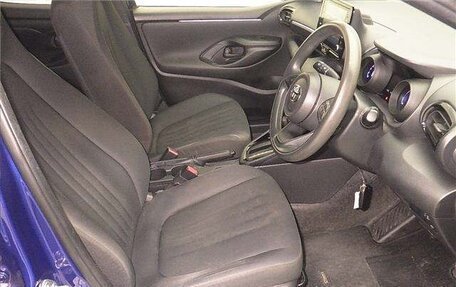 Toyota Yaris, 2021 год, 750 000 рублей, 5 фотография