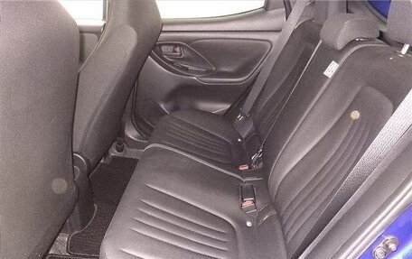 Toyota Yaris, 2021 год, 750 000 рублей, 7 фотография