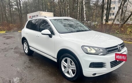 Volkswagen Touareg III, 2012 год, 2 300 000 рублей, 2 фотография