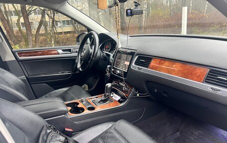 Volkswagen Touareg III, 2012 год, 2 300 000 рублей, 8 фотография