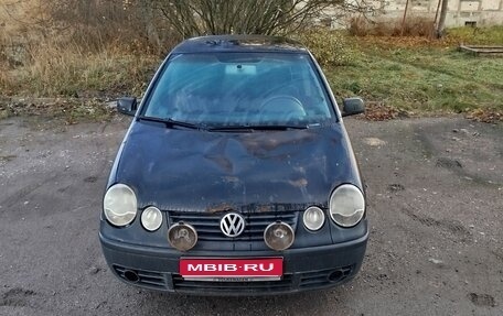 Volkswagen Polo IV рестайлинг, 2004 год, 100 000 рублей, 1 фотография