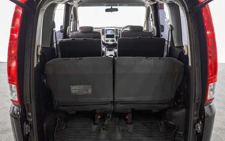 Nissan Serena III, 2007 год, 1 049 000 рублей, 26 фотография