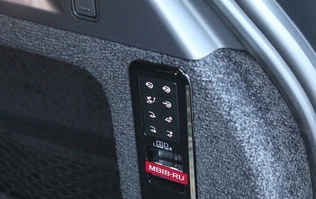 Land Rover Range Rover IV рестайлинг, 2023 год, 19 998 000 рублей, 6 фотография