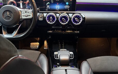 Mercedes-Benz CLA, 2019 год, 2 890 000 рублей, 9 фотография