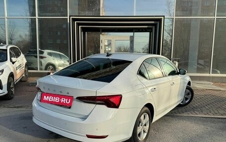 Skoda Octavia IV, 2021 год, 1 995 000 рублей, 10 фотография