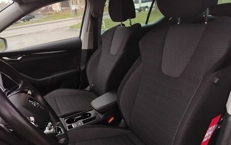 Skoda Octavia IV, 2021 год, 1 995 000 рублей, 15 фотография