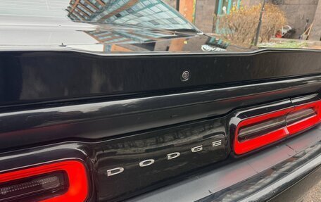 Dodge Challenger III рестайлинг 2, 2017 год, 4 300 000 рублей, 10 фотография