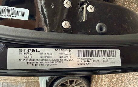 Dodge Challenger III рестайлинг 2, 2017 год, 4 300 000 рублей, 19 фотография