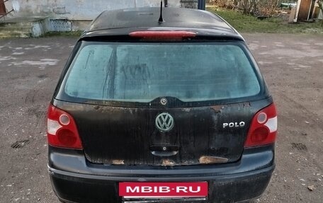 Volkswagen Polo IV рестайлинг, 2004 год, 100 000 рублей, 2 фотография