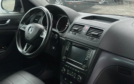 Skoda Yeti I рестайлинг, 2017 год, 1 749 900 рублей, 8 фотография