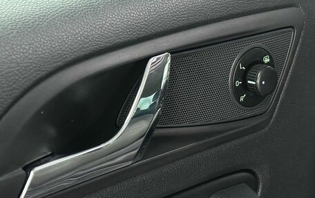 Skoda Yeti I рестайлинг, 2017 год, 1 749 900 рублей, 15 фотография