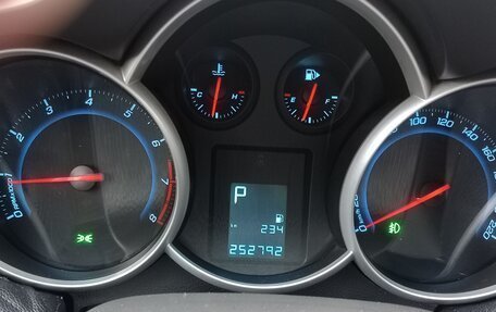 Chevrolet Cruze II, 2012 год, 780 000 рублей, 12 фотография