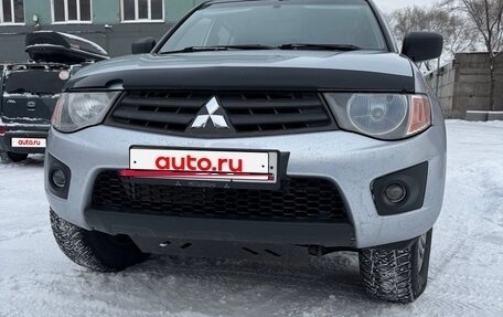 Mitsubishi L200 IV рестайлинг, 2014 год, 1 400 000 рублей, 5 фотография