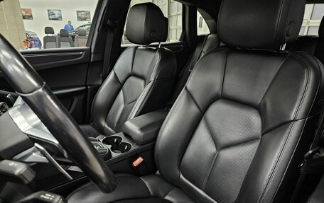 Porsche Macan I рестайлинг, 2018 год, 3 790 000 рублей, 4 фотография