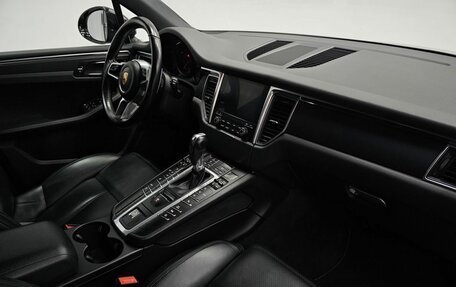 Porsche Macan I рестайлинг, 2018 год, 3 790 000 рублей, 3 фотография