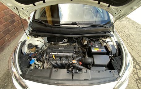 Hyundai Solaris II рестайлинг, 2012 год, 900 000 рублей, 2 фотография