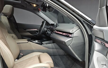 BMW 5 серия, 2025 год, 6 276 000 рублей, 10 фотография