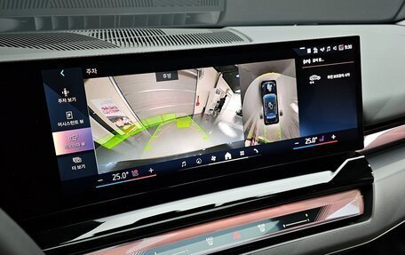 BMW 5 серия, 2025 год, 6 276 000 рублей, 16 фотография