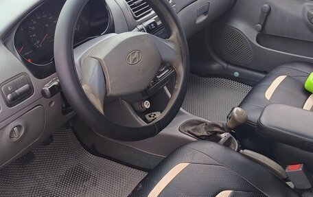 Hyundai Accent II, 2008 год, 325 000 рублей, 1 фотография