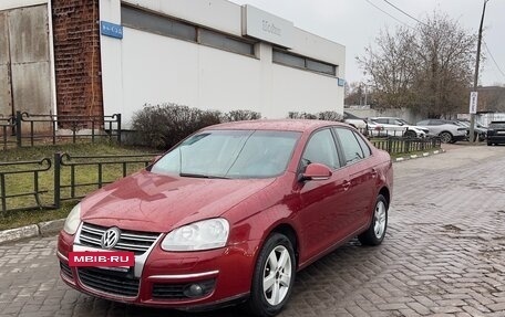 Volkswagen Jetta VI, 2010 год, 580 000 рублей, 2 фотография
