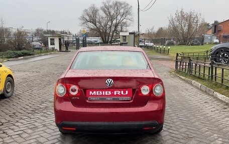 Volkswagen Jetta VI, 2010 год, 580 000 рублей, 5 фотография