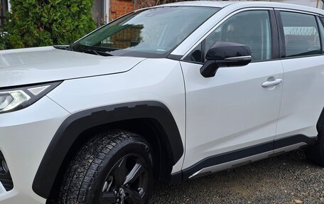 Toyota RAV4, 2022 год, 3 900 000 рублей, 9 фотография