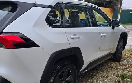 Toyota RAV4, 2022 год, 3 900 000 рублей, 15 фотография