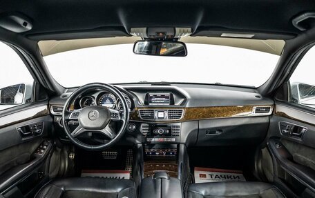 Mercedes-Benz E-Класс, 2013 год, 2 100 000 рублей, 8 фотография