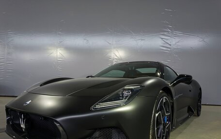 Maserati MC20, 2025 год, 45 000 000 рублей, 2 фотография