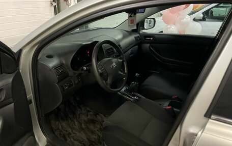 Toyota Avensis III рестайлинг, 2008 год, 535 000 рублей, 8 фотография