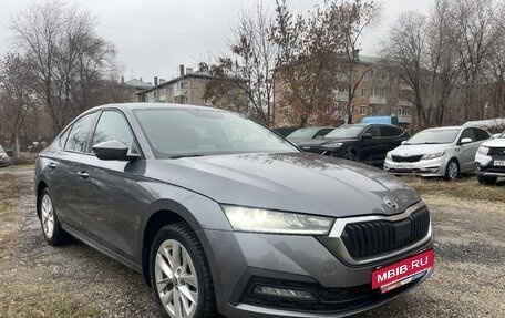 Skoda Octavia IV, 2021 год, 2 200 000 рублей, 2 фотография