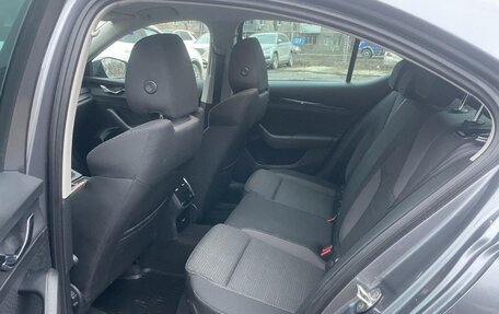 Skoda Octavia IV, 2021 год, 2 200 000 рублей, 16 фотография