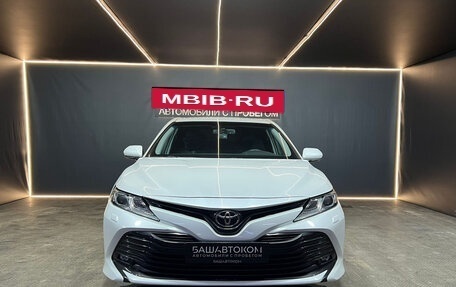 Toyota Camry, 2020 год, 3 649 100 рублей, 2 фотография